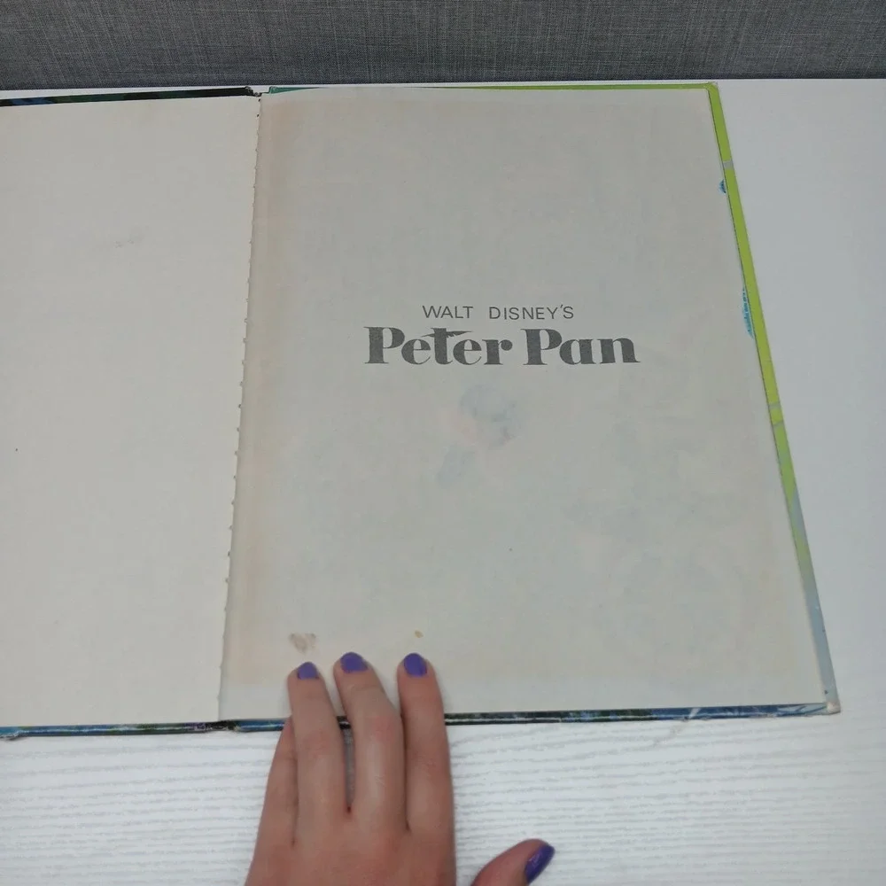 Vintage 1980 Walt‎ Disney Peter Pan Large Format Hardcover Book Golden Press 80s